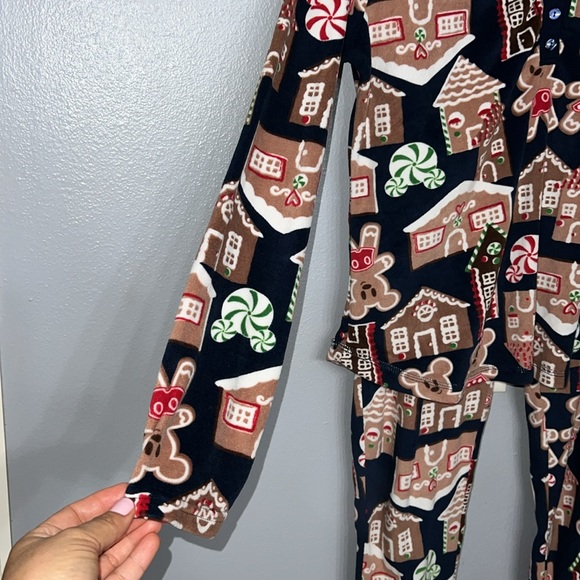 Disney Gingerbread Pjs Set Size Small 4-6 - Picture 7 of 8